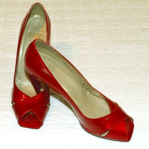Beautiful Patent Leather Peep Toe Red Shoes